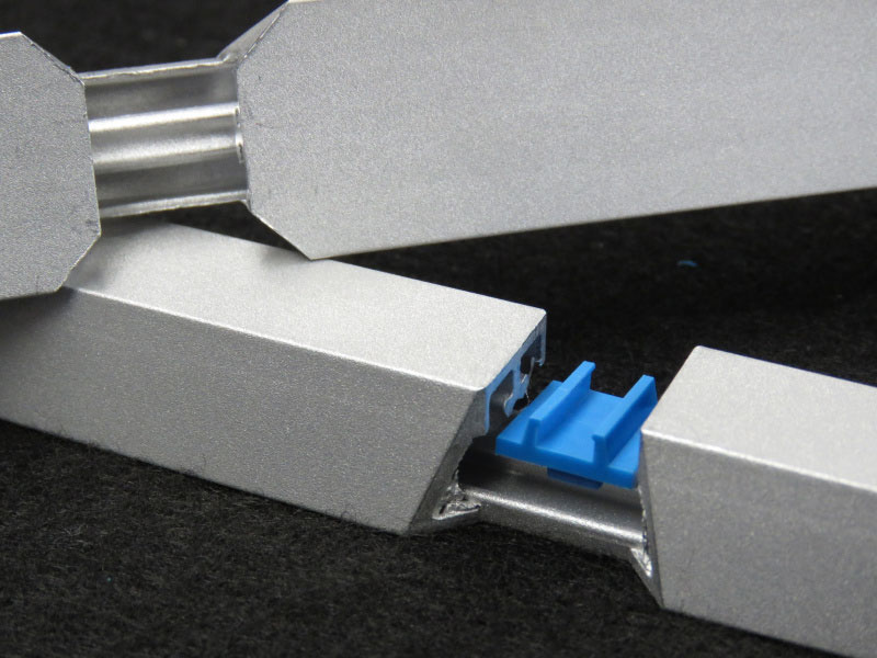 Clip and profile connection