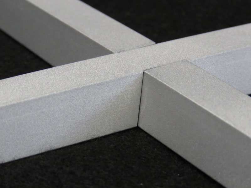 Assembled grille joint